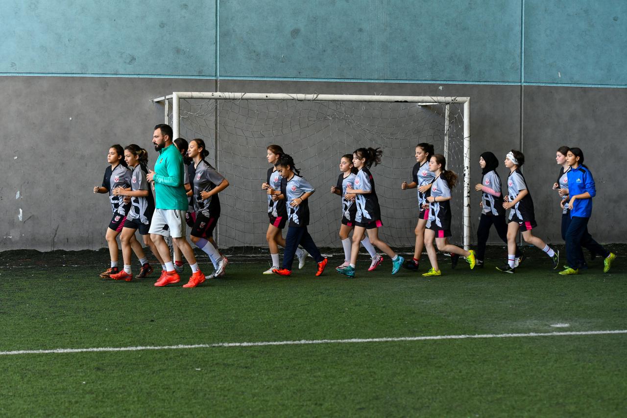 ABB FOMGET KADIN FUTBOL TAKIMI YENİ YILDIZLARINI ARIYOR