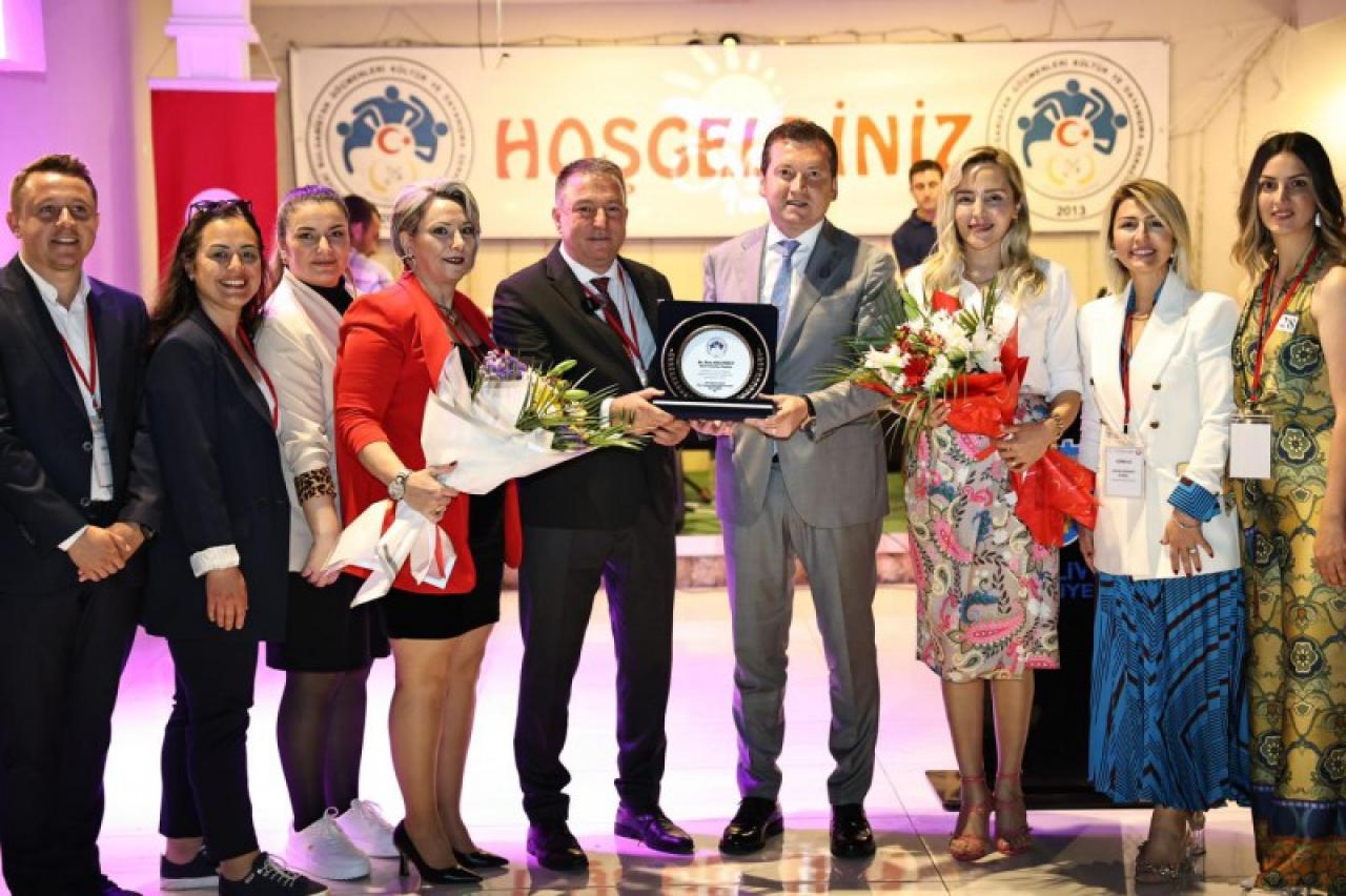 Bora Balcıoğlu, Büyük Göçmen Buluşması'nda Birlik ve Beraberlik Mesajı Verdi