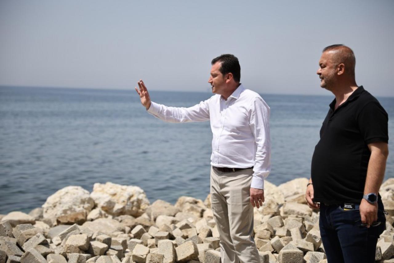 Başkan Balcıoğlu, Boşnakbahçe Sahil Düzenleme Çalışmalarını Yerinde İnceledi
