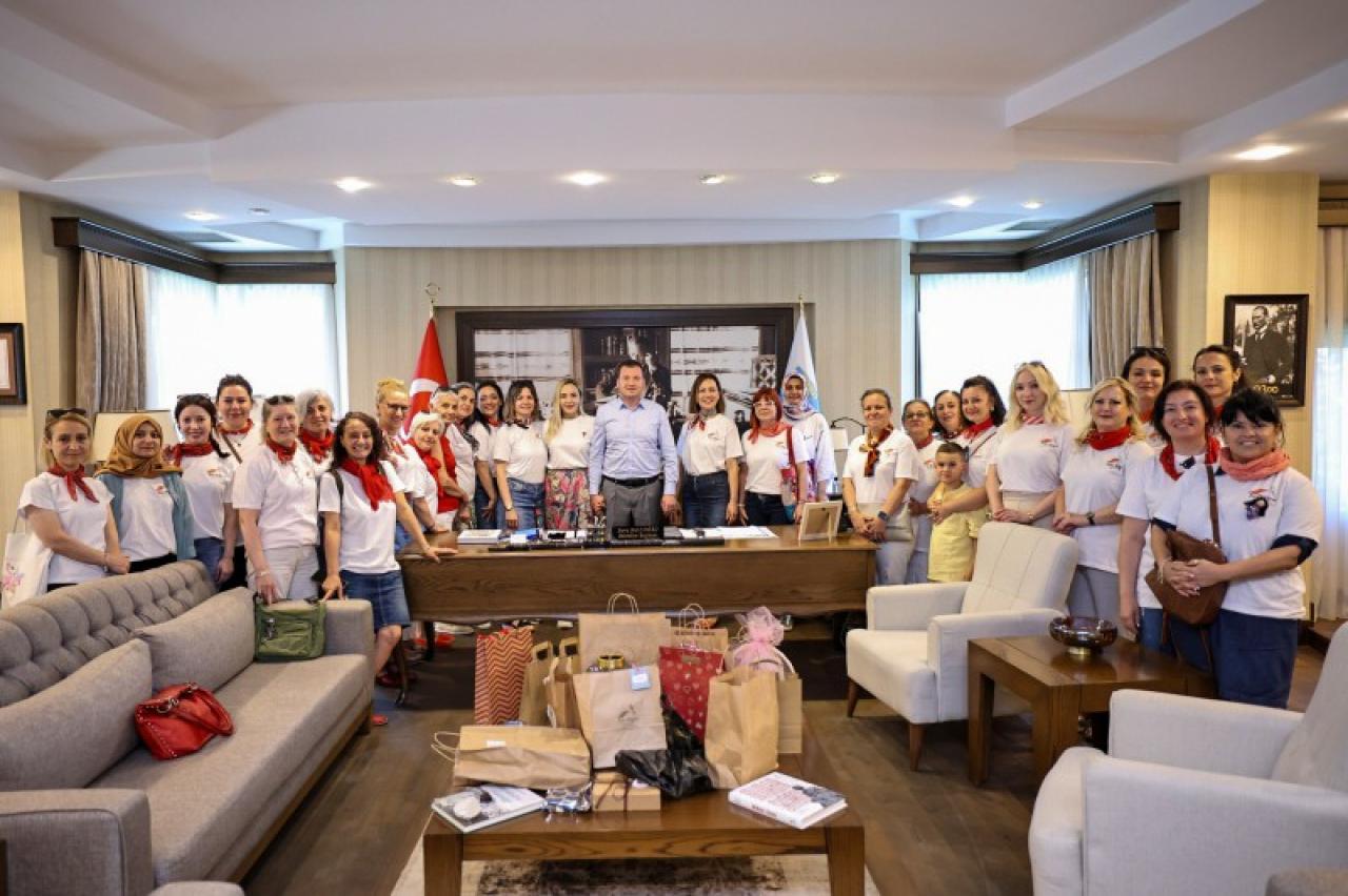 Başkan Balcıoğlu, Evim Atölyem Ekibini Ağırladı