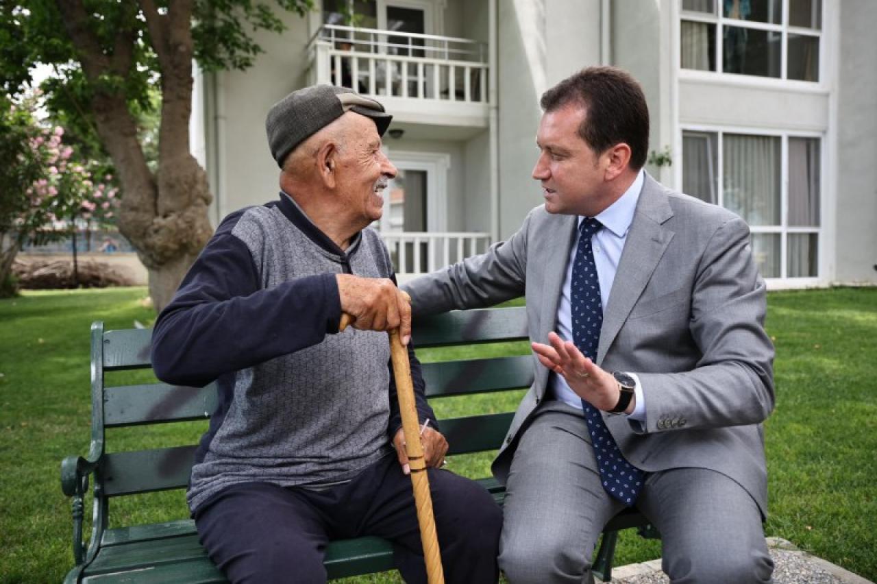 Başkan Balcıoğlu’ndan Huzurevlerine Bayram Ziyareti
