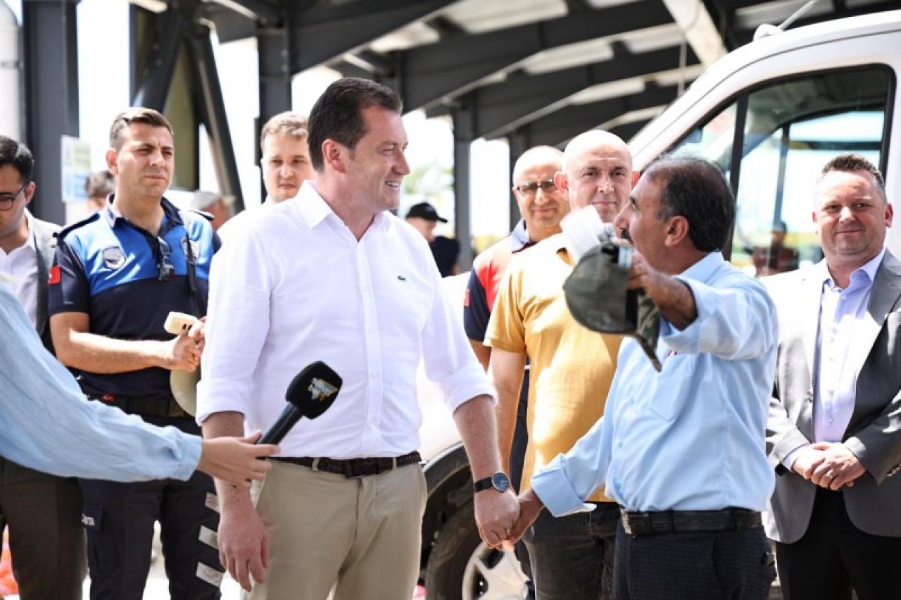 Başkan Balcıoğlu’ndan Kurban Satış ve Kesim Alanlarına Bayram Ziyareti