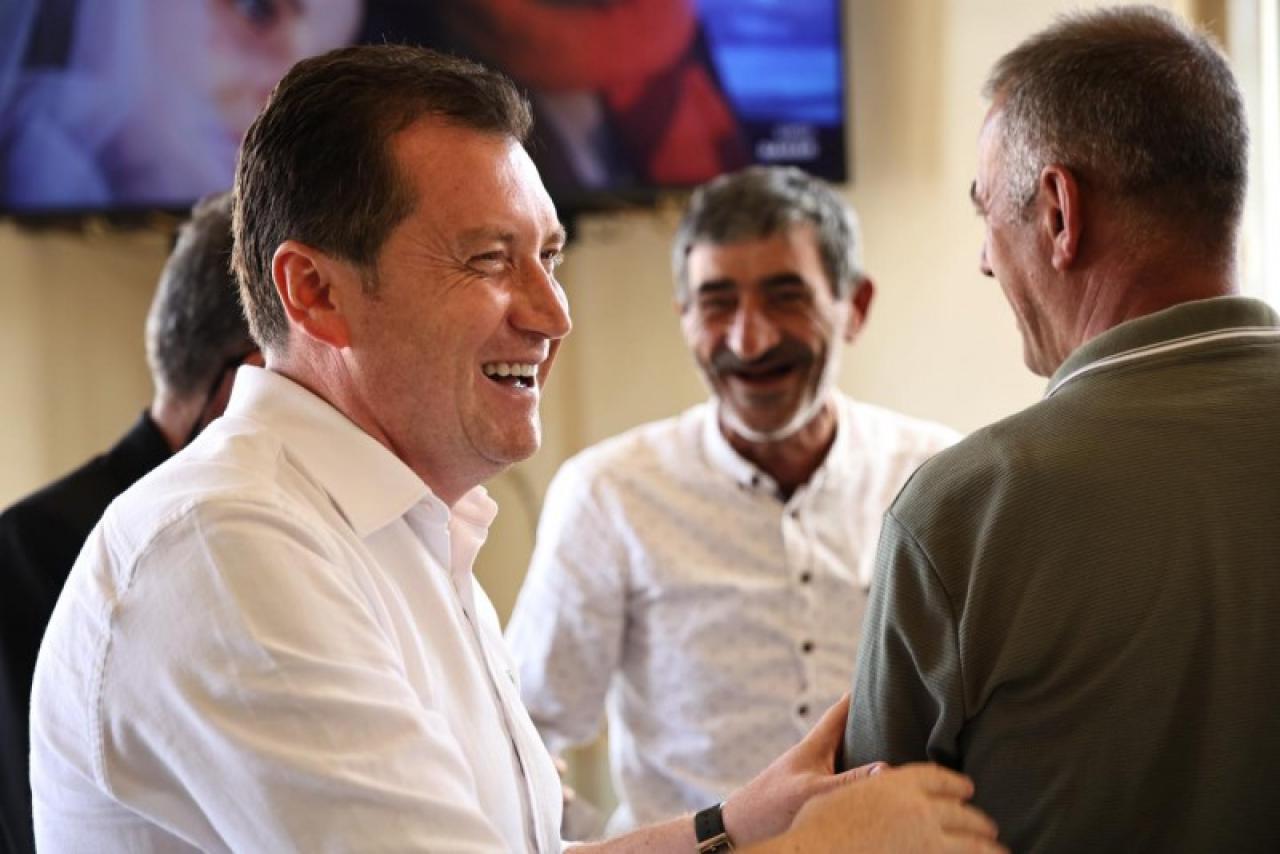 Başkan Balcıoğlu, Kadıköy Mahallesi’nde Esnaf ve Vatandaşlarla Bayramlaştı