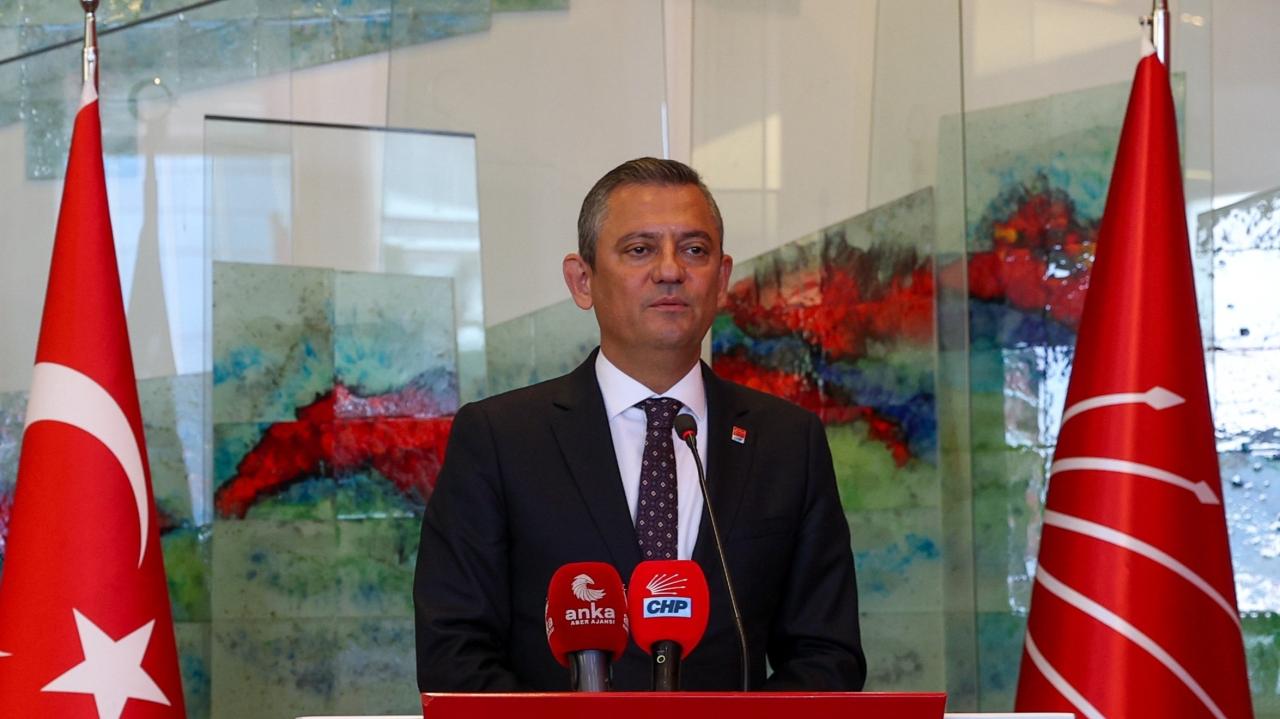 CHP Lideri Özgür Özel: “Halise Küçükkaya'ya Allah'tan Rahmet, Küçükkaya Ailesine Başsağlığı ve Sabır Diliyorum”