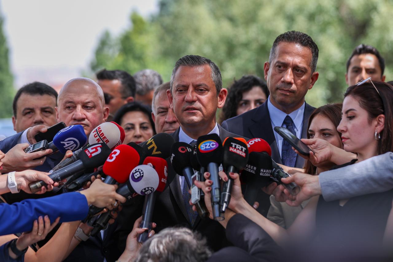 Cumhuriyet Halk Partisi Genel Başkanı Özgür Özel: “Meydanlar Seçim Seçim Diye Bağırıyor”