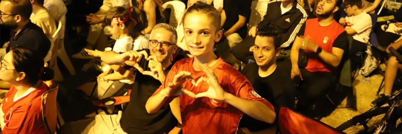 SARIYER’DE MİLLİ COŞKU HEYECANI DOYASIYA YAŞANDI