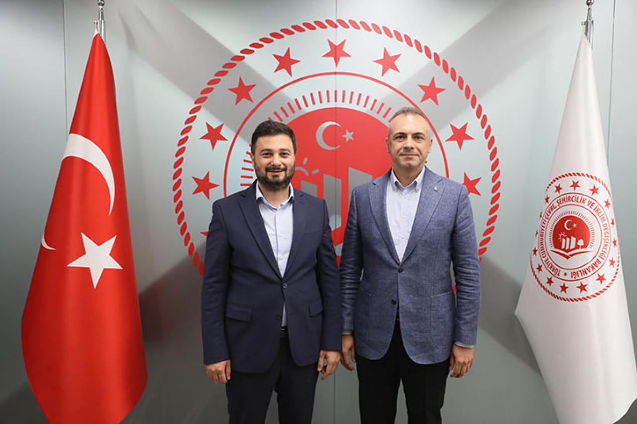 BAŞKAN ÖZTEKİN, İL MÜDÜRÜ BATUR'U ZİYARET ETTİ