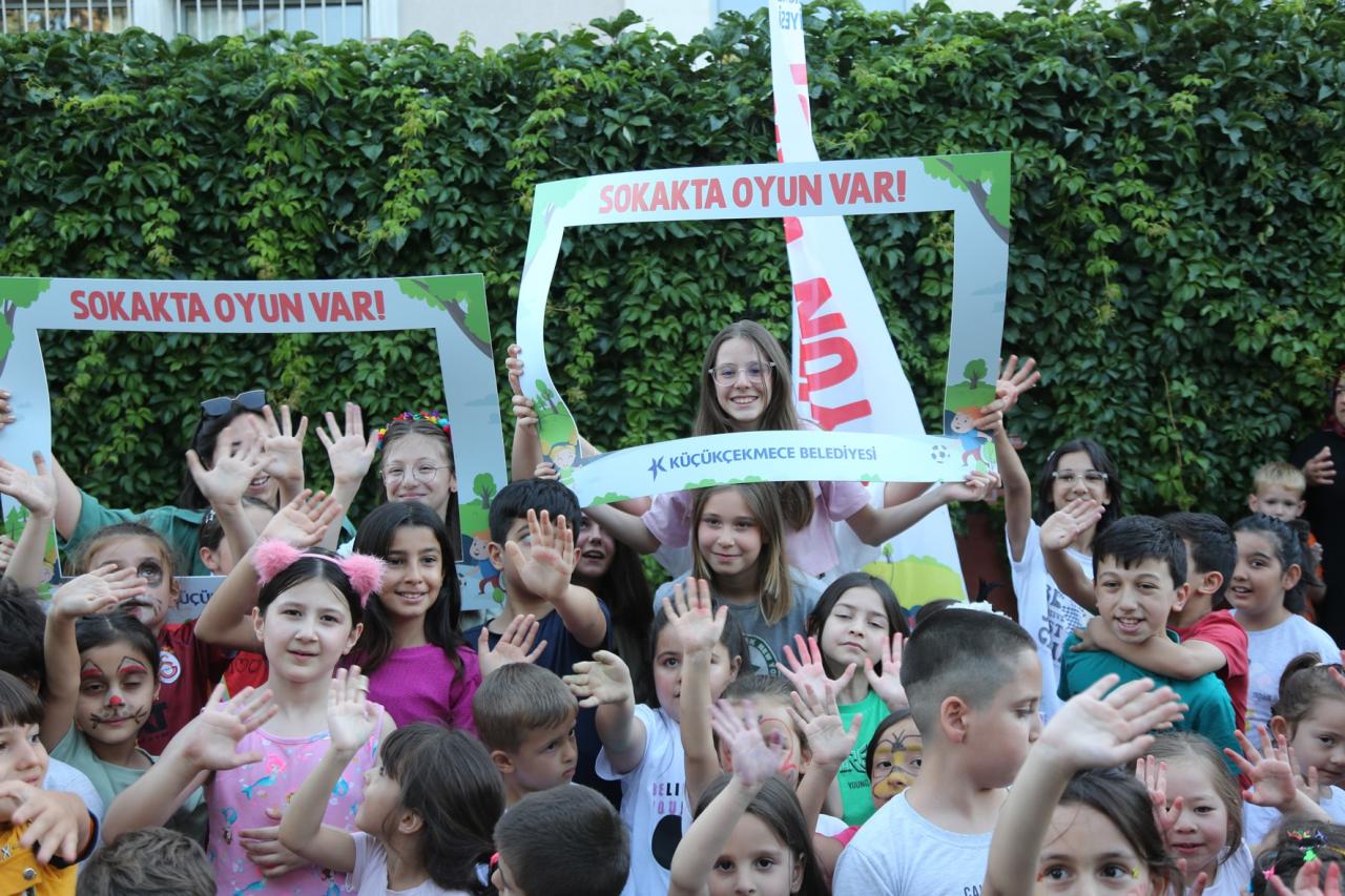 KÜÇÜKÇEKMECE’DE ÇOCUKLAR İÇİN OYUN ZAMANI