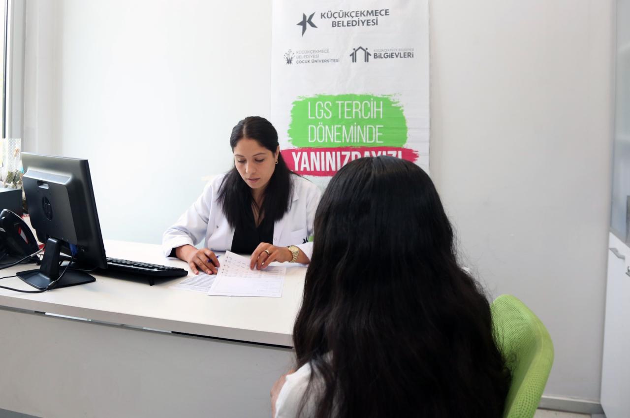 LGS MARATONUNDA ÖĞRENCİLERE TAM DESTEK