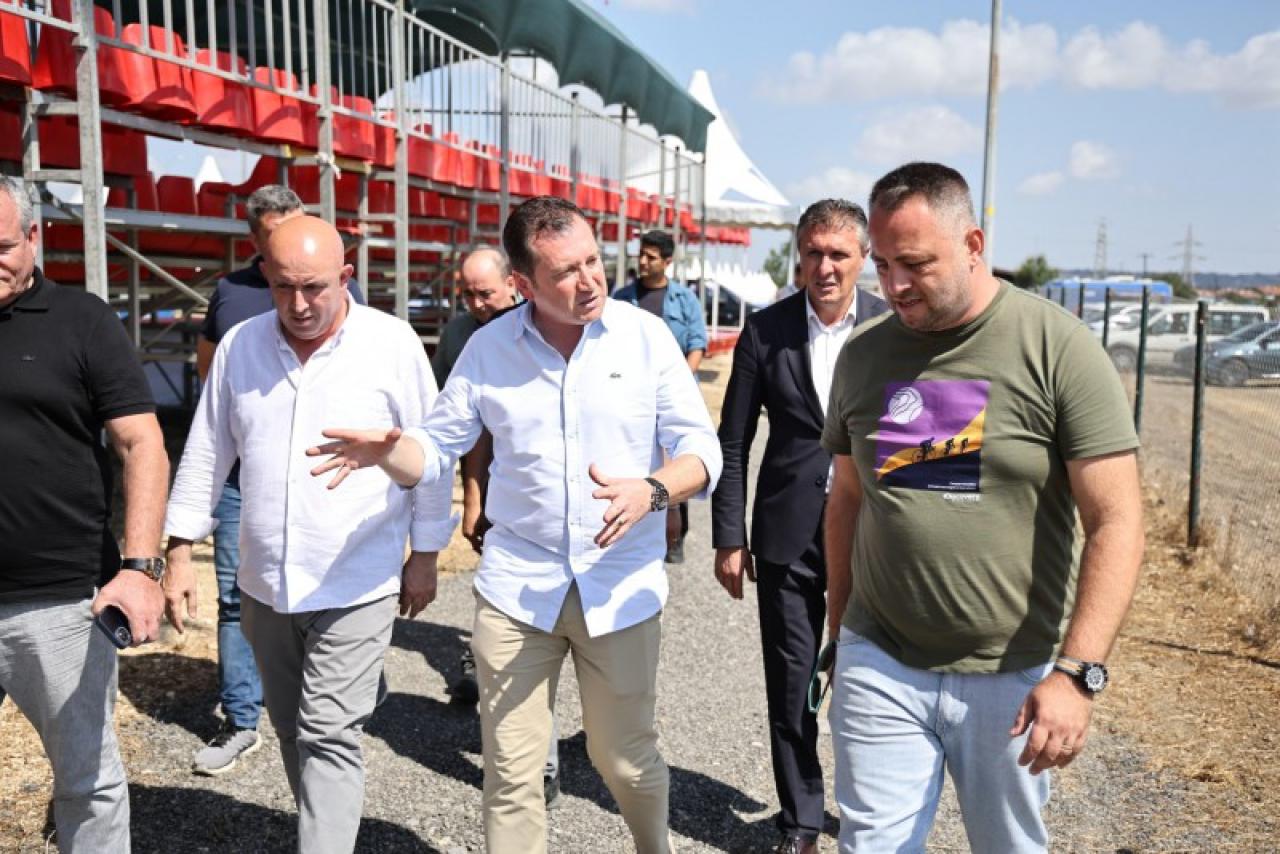 Başkan Balcıoğlu, 19. Kavaklı Yenici Mehmet Yağlı Güreşleri Öncesi Hazırlıkları İnceledi