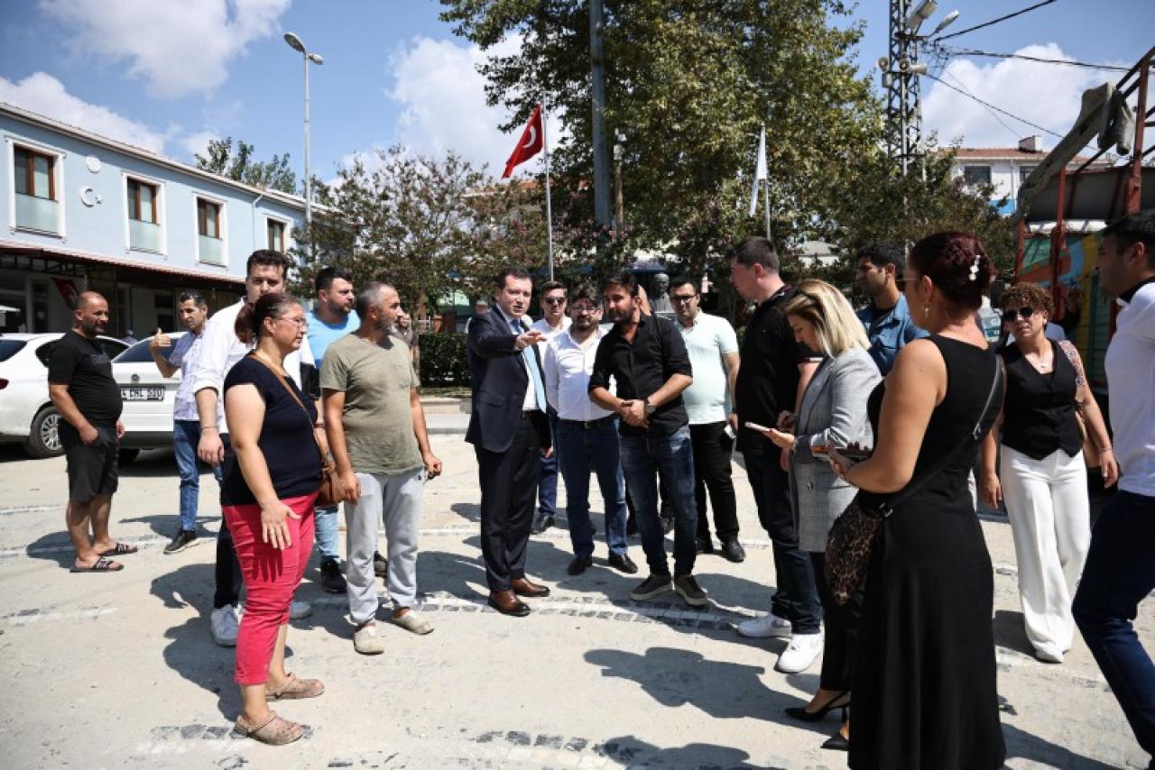 Başkan Balcıoğlu, Gazitepe'de İlk Ayçiçek Hasat Şenliği Hazırlıklarını İnceledi