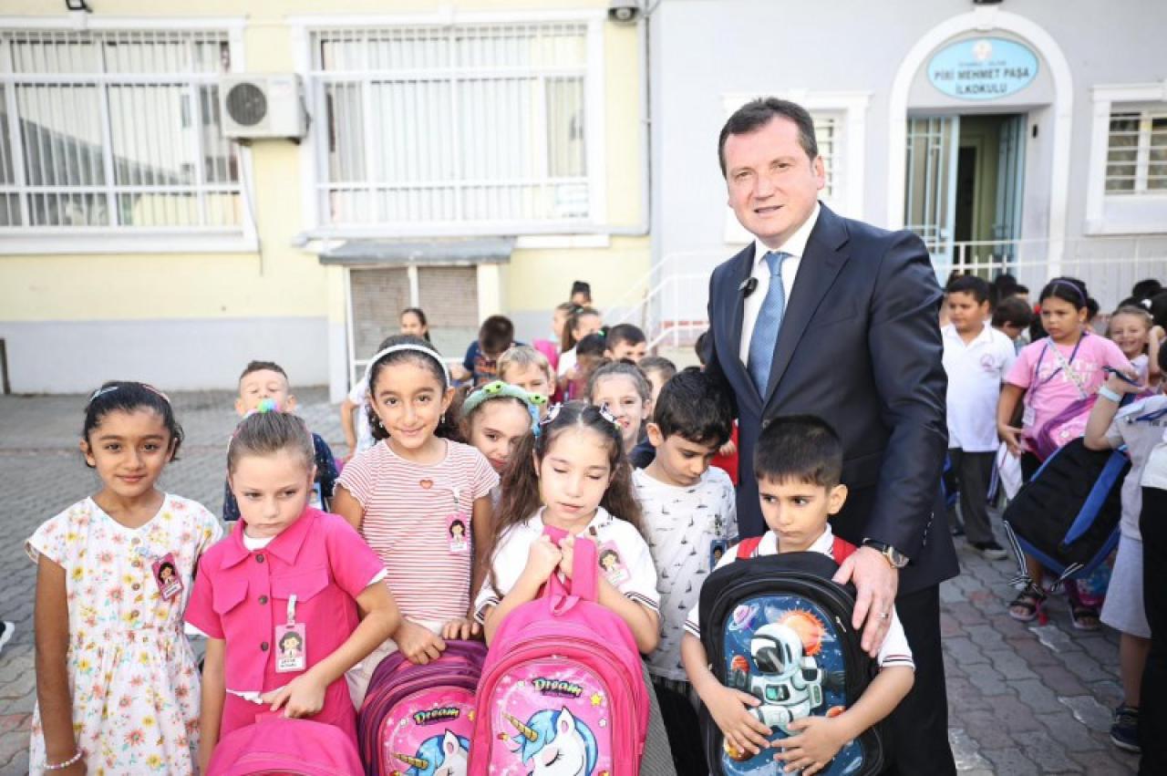 Silivri Belediye Başkanı Balcıoğlu, Piri Mehmet Paşa İlköğretim Okulu’nu Ziyaret Etti