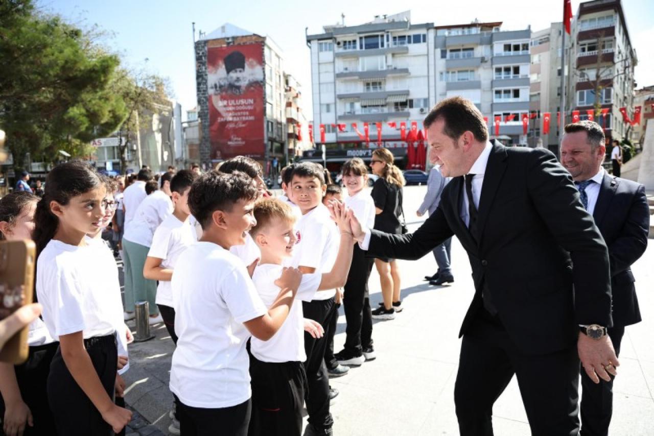 Başkan Balcıoğlu İlçe Milli Eğitim Müdürü'ne Sert Çıktı!