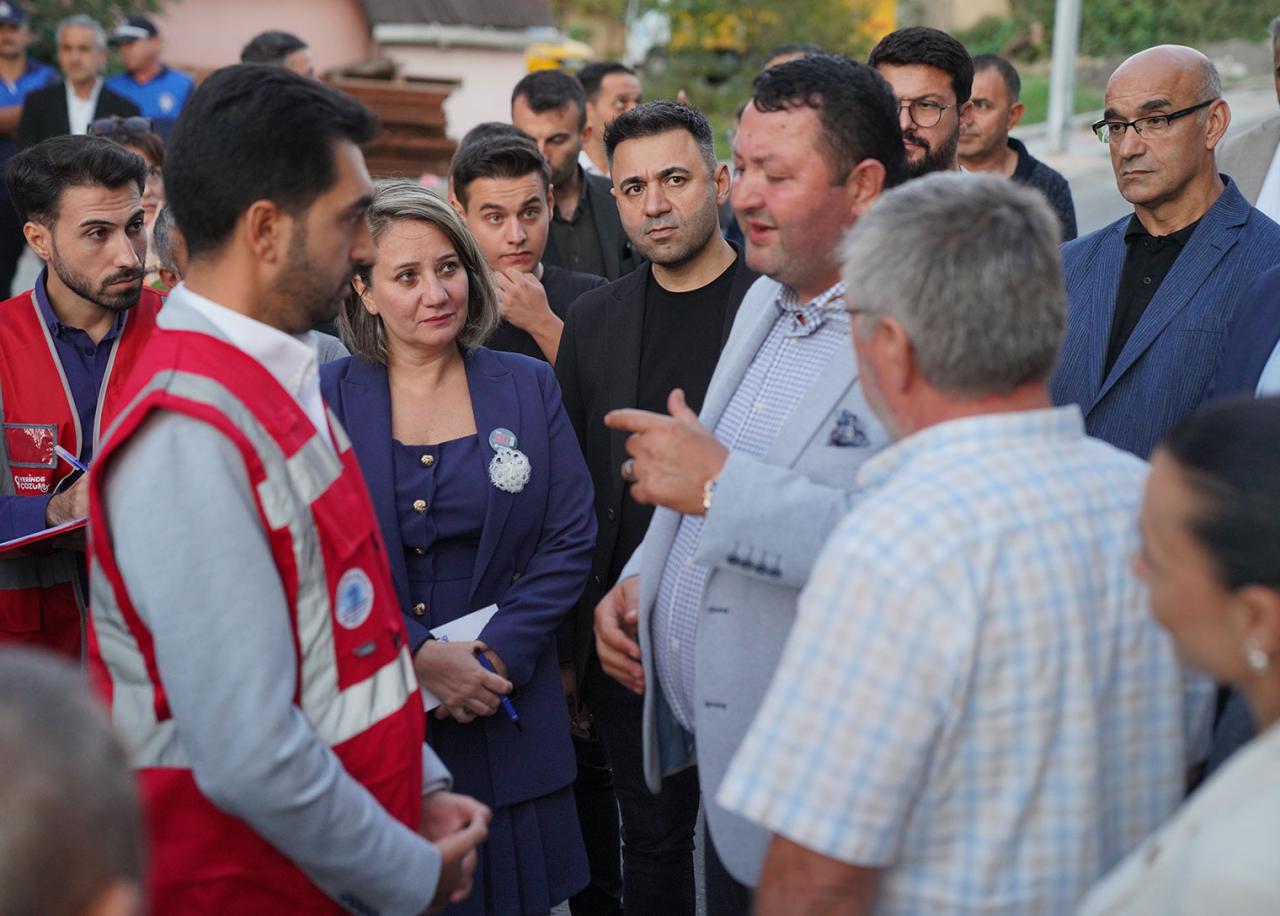 Eren Ali Bingöl: Artık Tuzla'da, komşusunun kapısına giden belediyecilik var