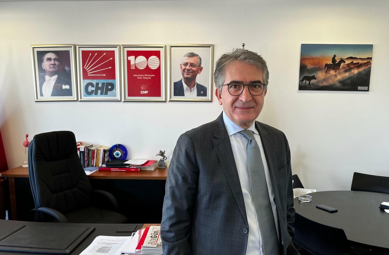 Yalçın Karatepe: “Kredi Kartı Borçlarının Yeniden Yapılandırılması Yoksulluğu Sürdürülebilir Hale Getiriyor”