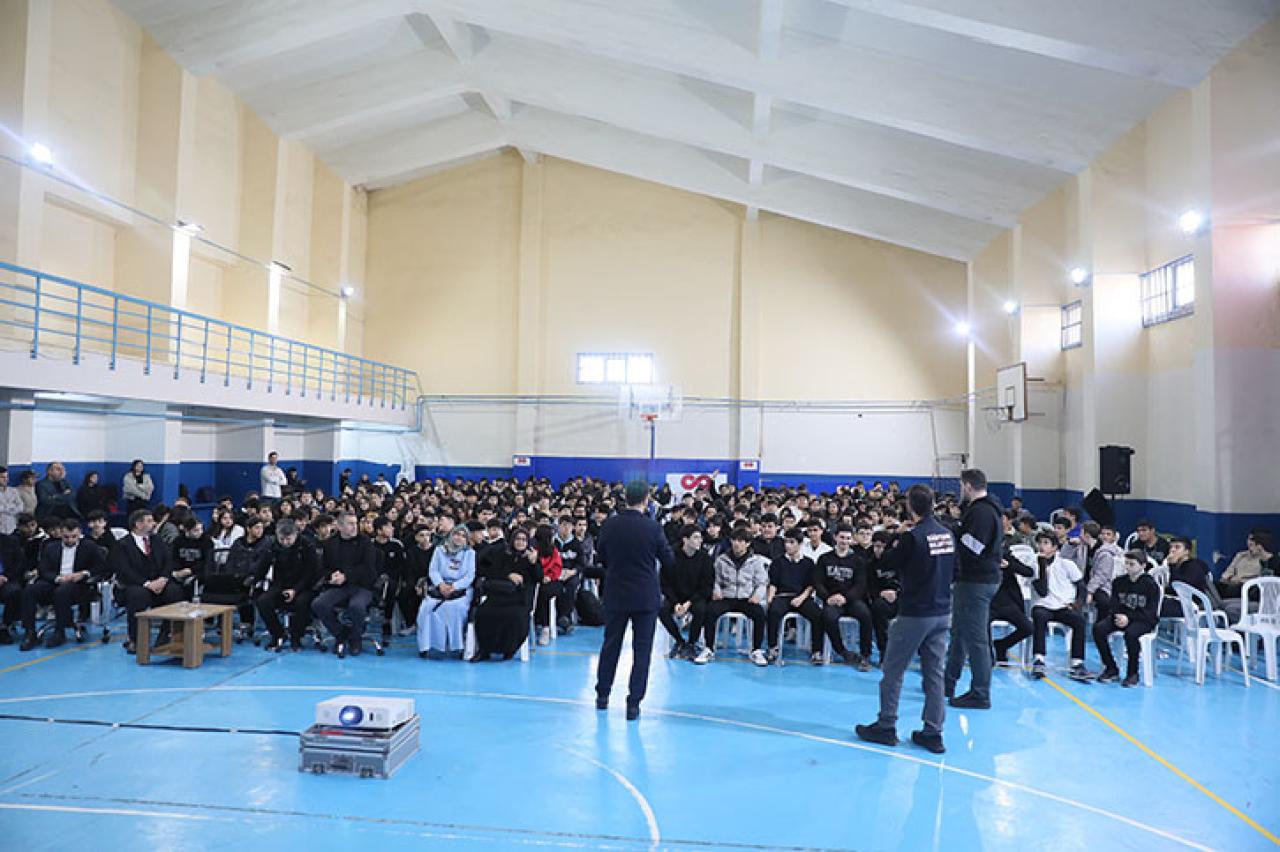 KÂĞITHANE’DE AFET FARKINDALIK EĞİTİMLERİ DEVAM EDİYOR