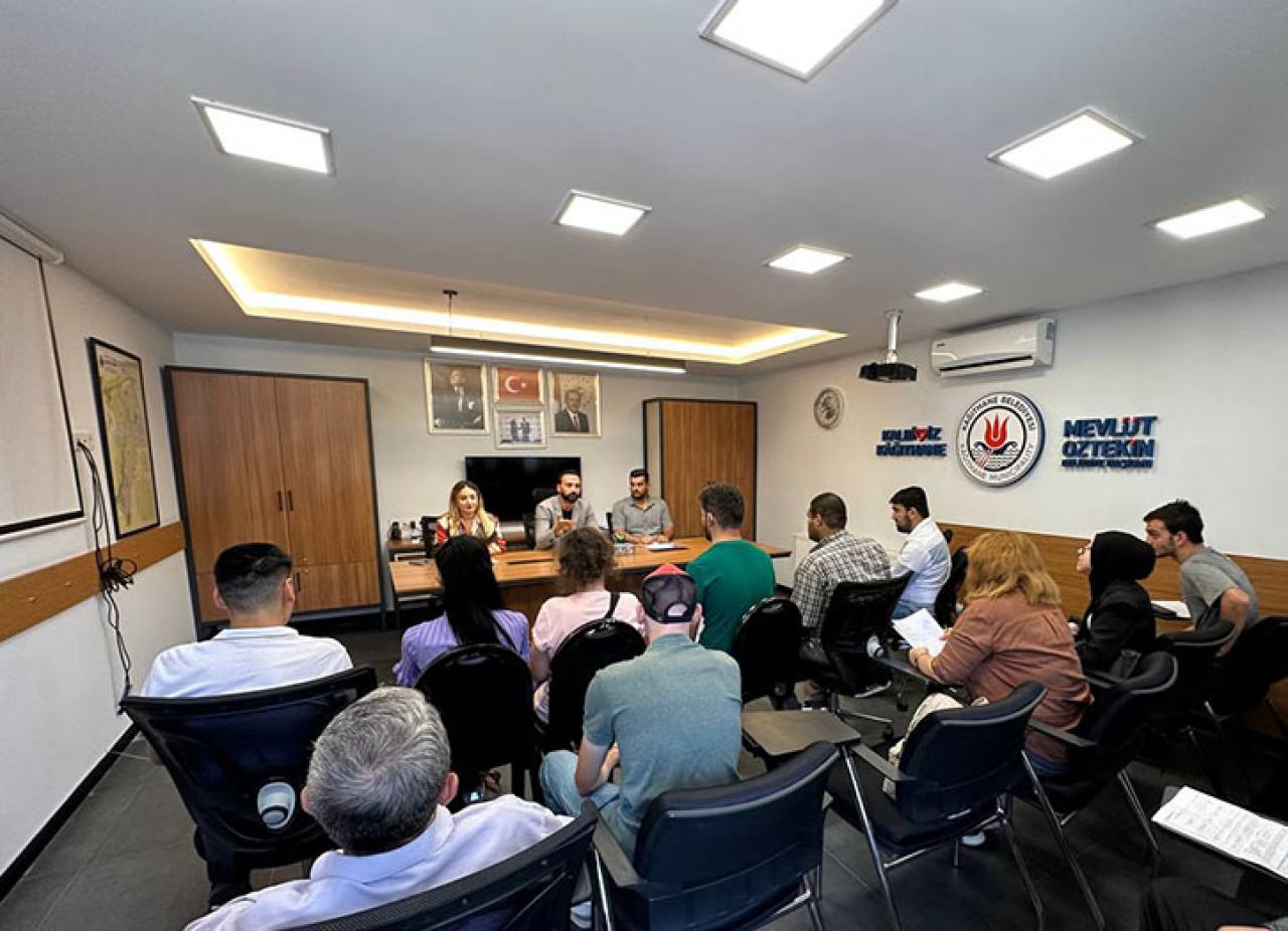 KÂĞITHANE BELEDİYESİ İSTİHDAM HİZMET NOKTASIYLA İŞ ARAYANLARA YENİ FIRSATLAR SUNUYOR