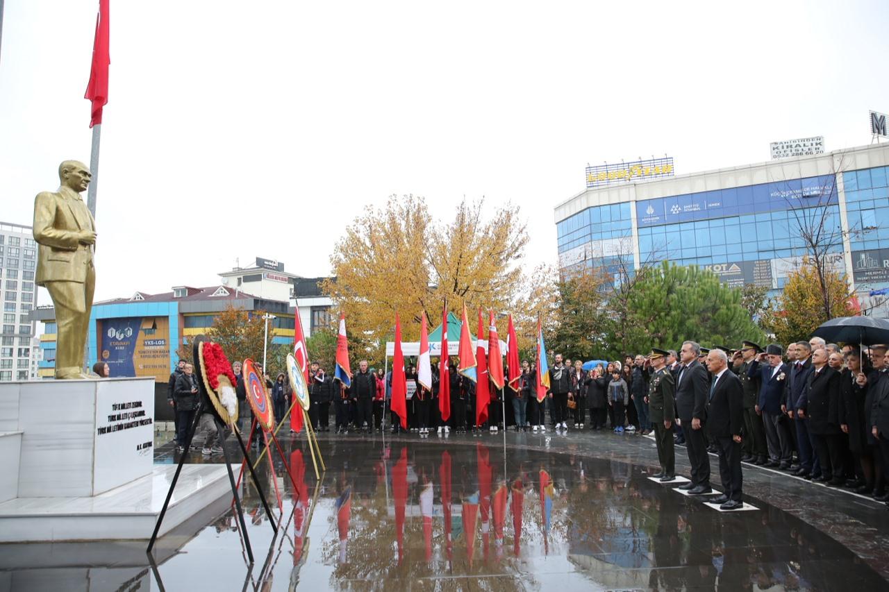 MUSTAFA KEMAL ATATÜRK, MİNNET VE ÖZLEMLE ANILDI