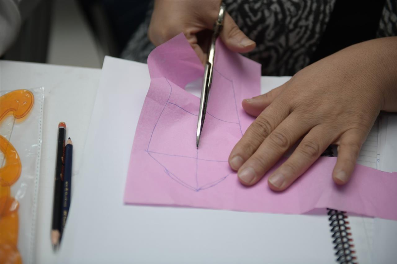 Esenyurtlu Kadınlar Hem Öğreniyor Hem de Üretiyor