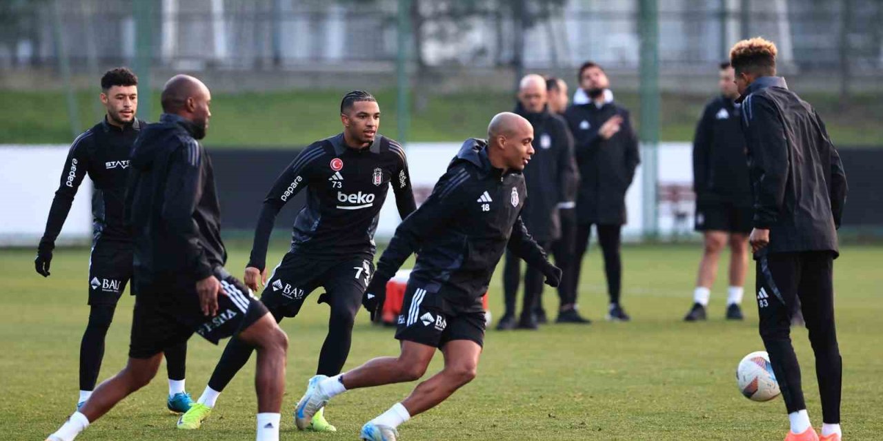 BEŞİKTAŞ, ALANYASPOR MAÇI HAZIRLIKLARINI TAMAMLADI