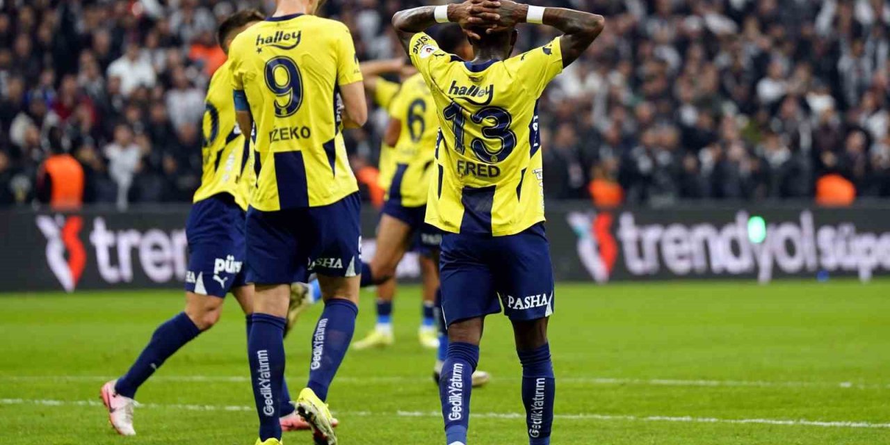 FENERBAHÇE LİGİN İLK YARISINDA GEÇTİĞİMİZ SEZONUN GERİSİNDE KALDI
