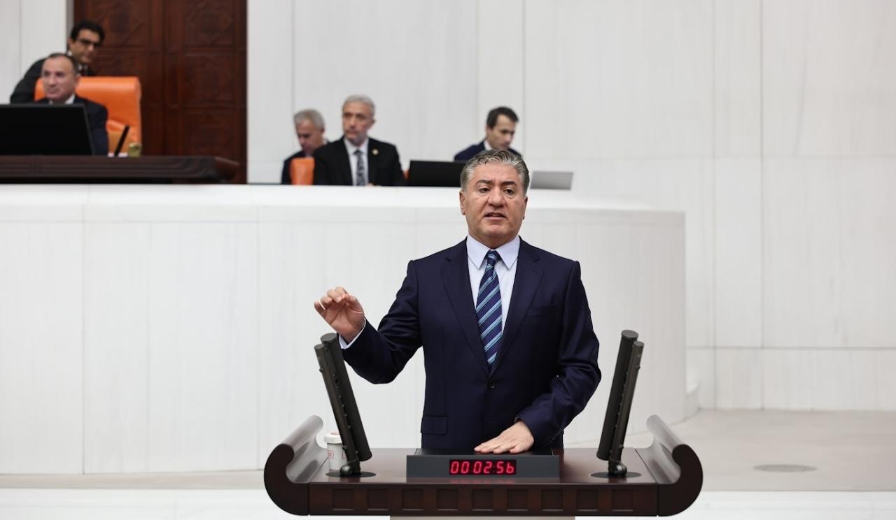 Murat Emir: “Milyonların Açlığının Sesi Sizi Boğacak.”