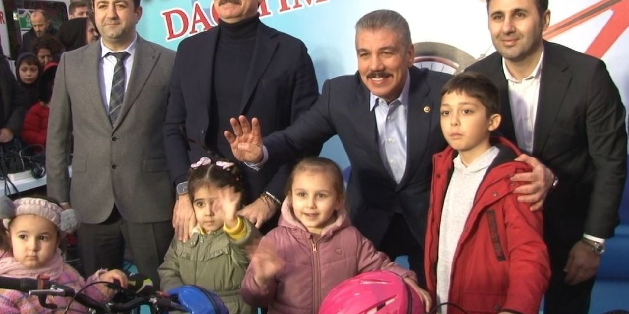 BAHÇELİEVLER BELEDİYESİ, ÇEKİLİŞLE 100 ADET BİSİKLET HEDİYE ETTİ