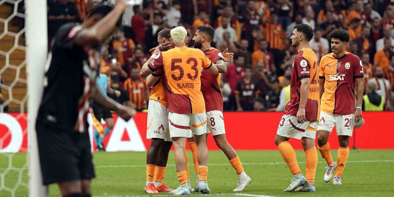 GALATASARAY’DA 2024 YILI BÖYLE GEÇTİ
