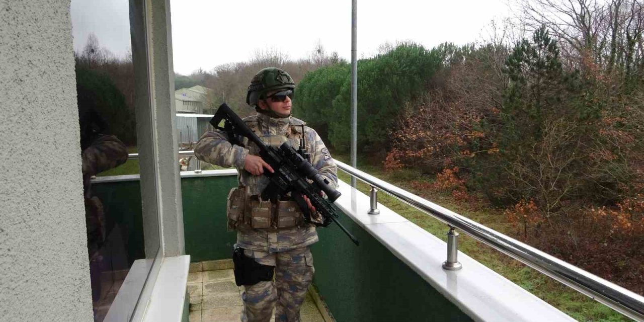 YILIN SON GÜNÜNDE DE 15’İNCİ FÜZE ÜS KOMUTANLIĞI ASKERİ PERSONELİ GÖREVİ BAŞINDA