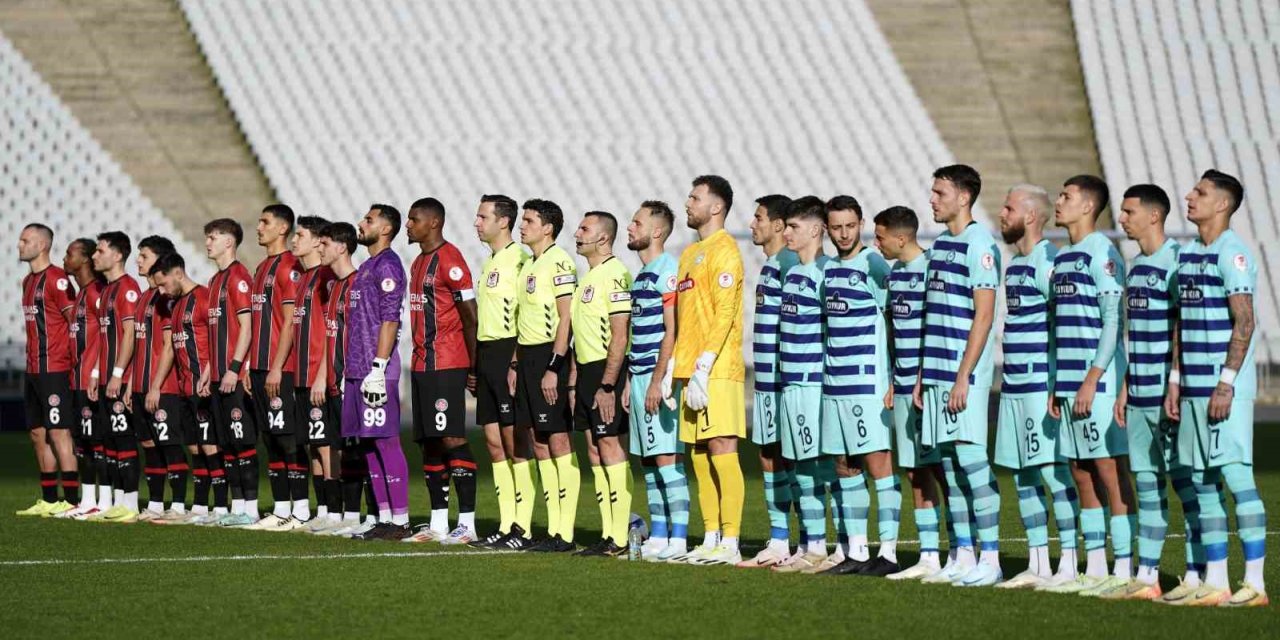 ZİRAAT TÜRKİYE KUPASI: FATİH KARAGÜMRÜK: 0 - ÇAYKUR RİZESPOR: 0 (İLK YARI)