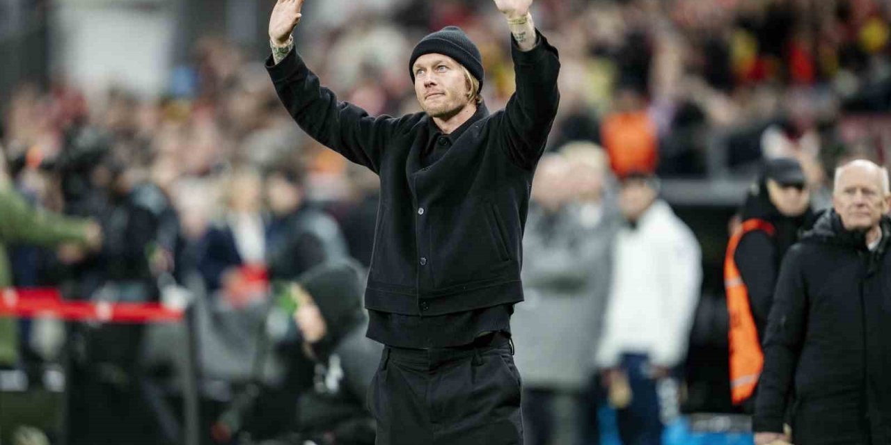 SİMON KJAER: "FUTBOLU 4 AY ÖNCE BIRAKMIŞTIM"