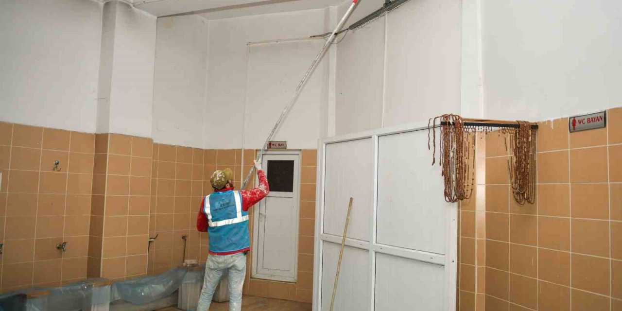 YANGINDA HASAR GÖREN KIRAÇ CEMEVİ YENİLENEREK İBADETE AÇILDI