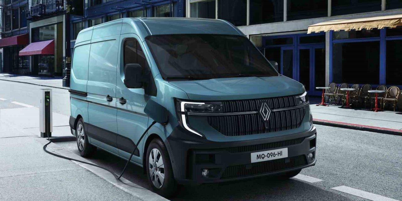 RENAULT GRUBU’NUN TÜM MARKALARI, 2024 YILINDA 10 LANSMANLA BÜYÜDÜ