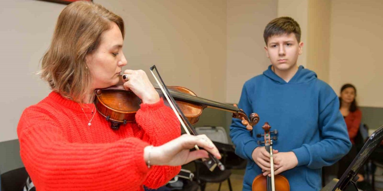 ESENYURT BELEDİYESİ’NDEN GENÇLERİN MÜZİK VE SANATLA GELİŞMESİ İÇİN YENİ PROJE