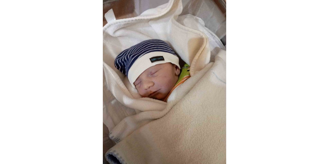 ZEYTİNBURNU’NDA ÖZEL HASTANEDE ŞÜPHELİ BEBEK ÖLÜMÜ İDDİASI