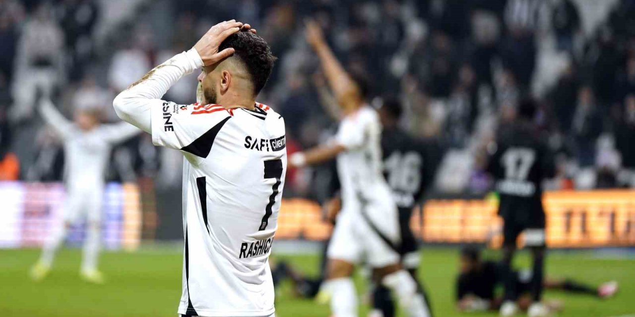 BEŞİKTAŞ LİGDE SON 4 MAÇIN 3’ÜNDE BERABERE KALDI