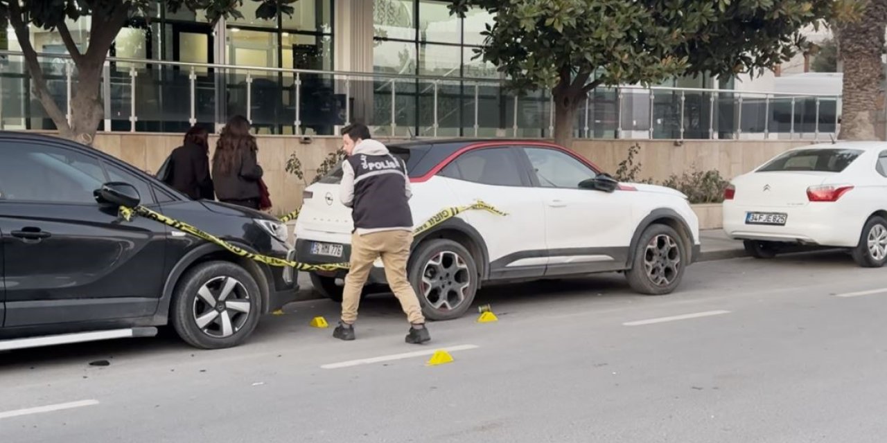 AVCILAR’DA GELİN VE DAMADA SİLAHLI SALDIRI: 1 YARALI