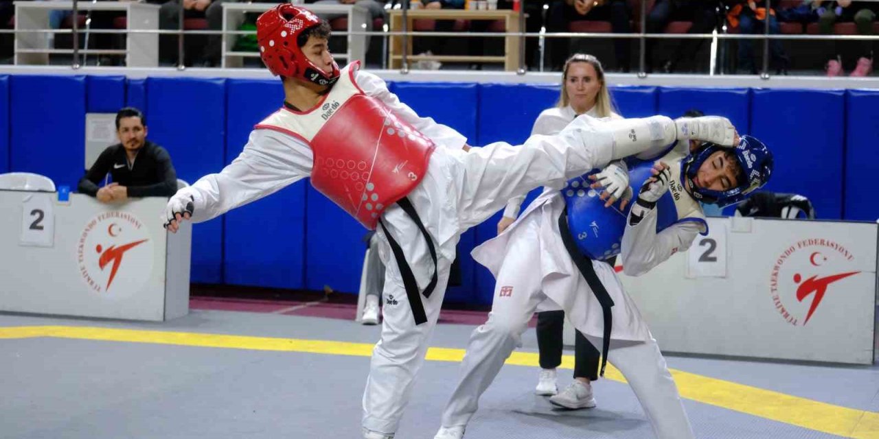 TÜRKİYE GENÇLER TAEKWONDO ŞAMPİYONASI SONA ERDİ