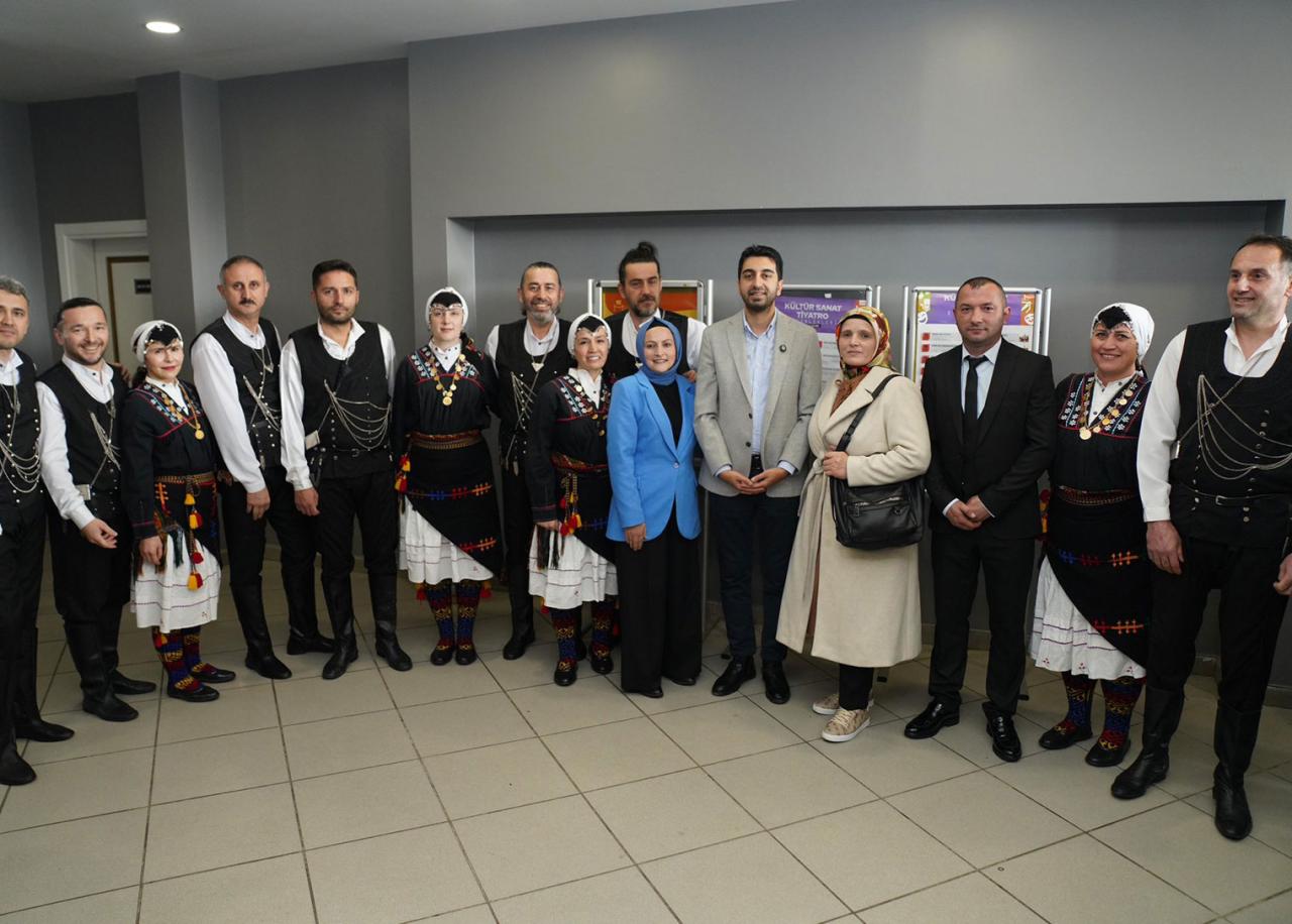 Hamsi Fest ile lezzet ve dayanışma bir araya geldi