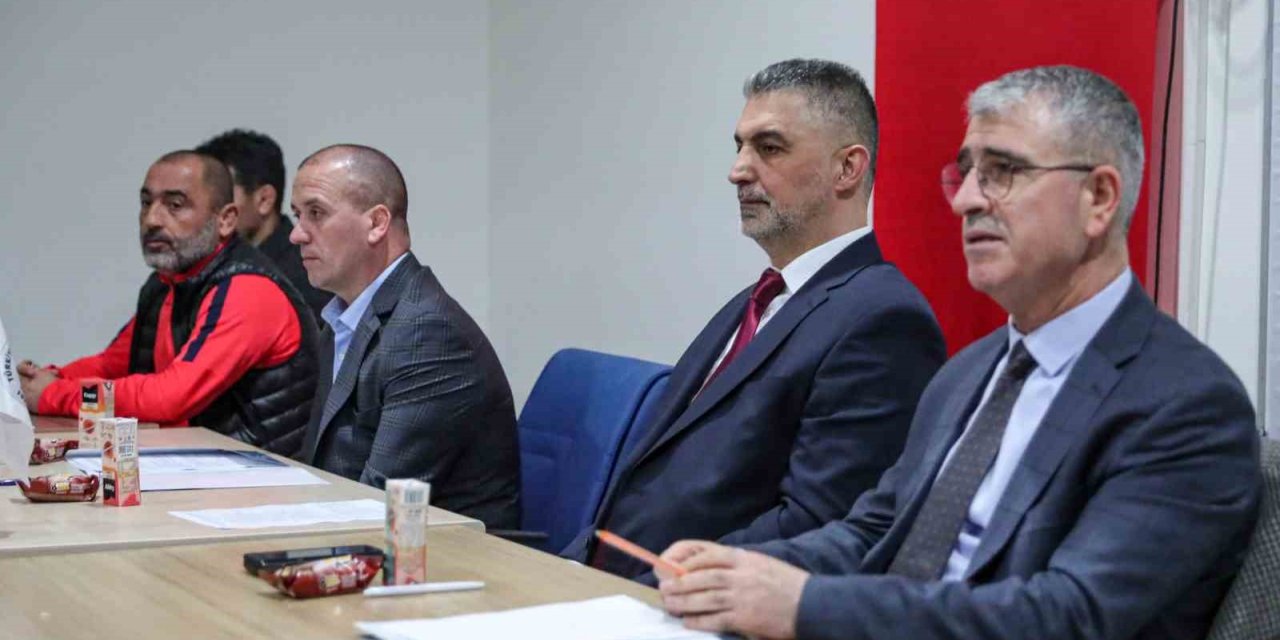 BÜYÜKLER GREKOROMEN TÜRKİYE GÜREŞ ŞAMPİYONASI TEKNİK TOPLANTISI GERÇEKLEŞTİ