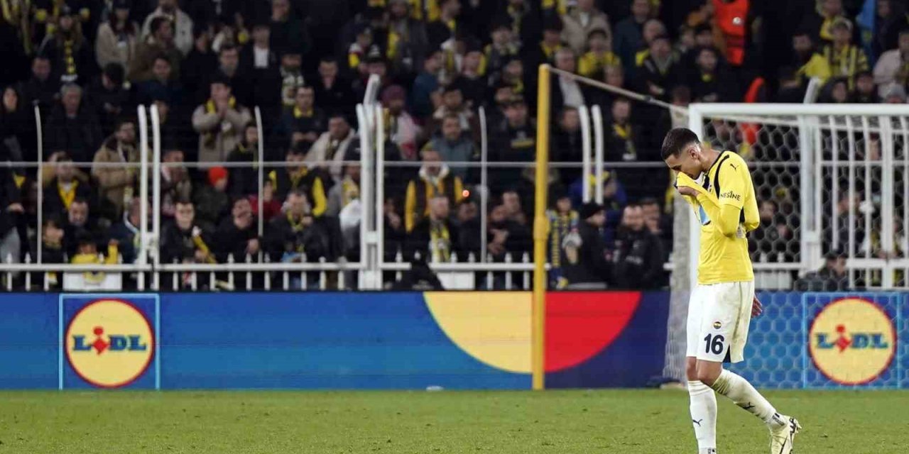 FENERBAHÇE’DE MERT MÜLDÜR’ÜN OMZUNDA ÇIKIK TESPİT EDİLDİ