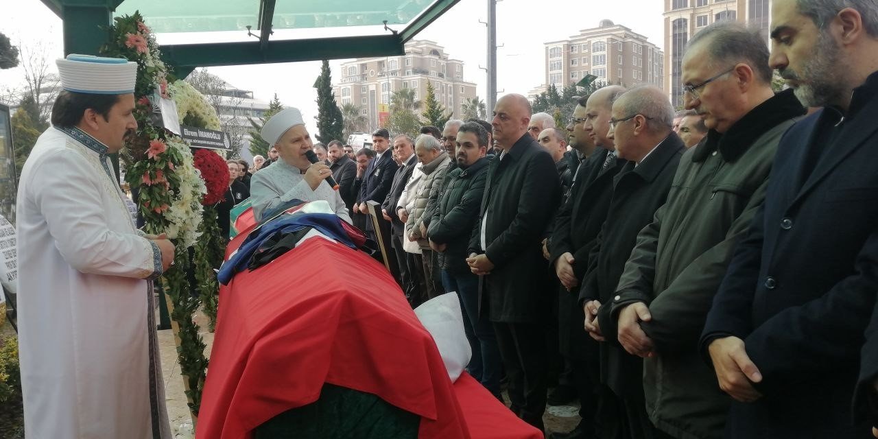 BOLU’DA YANGINDA HAYATINI KAYBEDEN PROF. DR. ATAKAN YALÇIN VE KIZI TOPRAĞA VERİLDİ