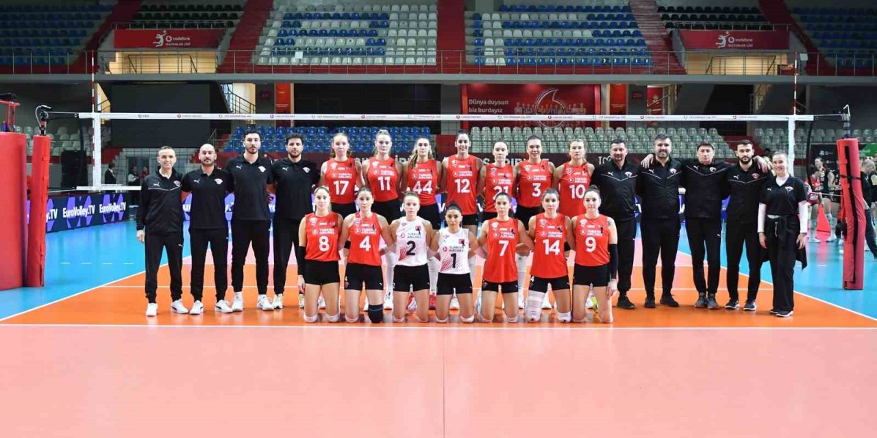 TÜRK HAVA YOLLARI, CEV KUPASI’NDA ÇEYREK FİNALDE