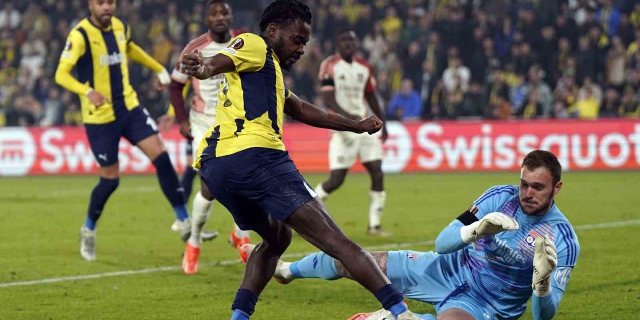 OSAYİ SAMUEL CEZALI DURUMA DÜŞTÜ