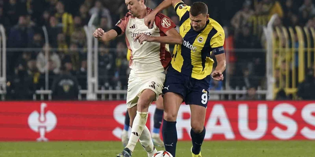 UEFA AVRUPA LİGİ: FENERBAHÇE: 0 - LYON: 0 (MAÇ SONUCU)