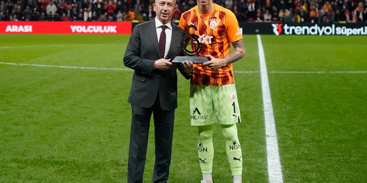 FERNANDO MUSLERA, GALATASARAY’IN LİGDE EN ÇOK FORMA GİYEN OYUNCUSU OLDU