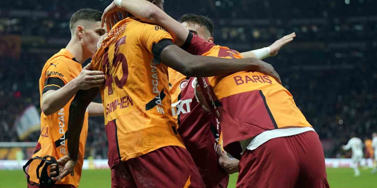 TRENDYOL SÜPER LİG: GALATASARAY: 1 - KONYASPOR: 0 (İLK YARI)