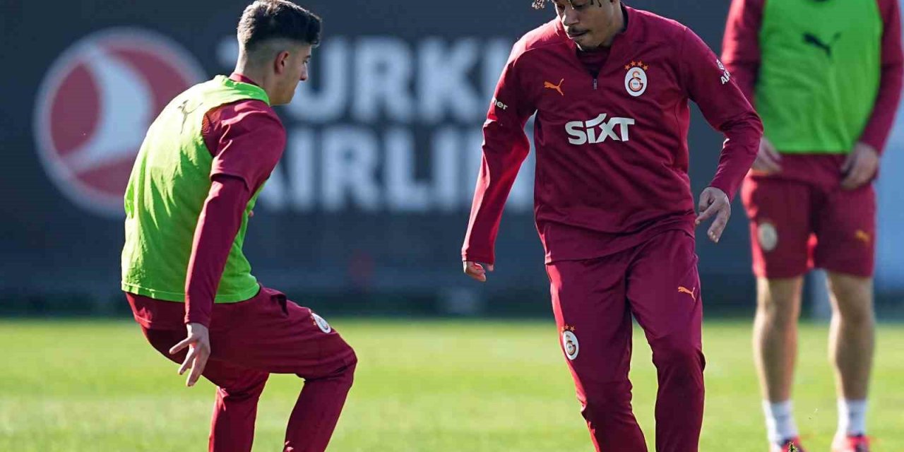 GALATASARAY, AJAX MAÇI HAZIRLIKLARINA BAŞLADI