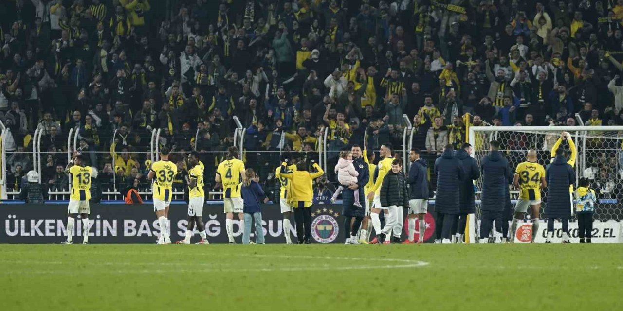 FENERBAHÇE’DEN ÜST ÜSTE 4. GALİBİYET