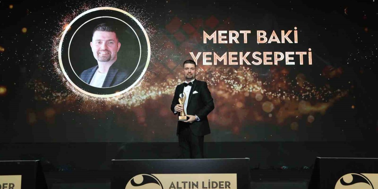 YEMEKSEPETİ’NDEN ALTIN LİDER ÖDÜLLERİ’NDE ÇİFTE BAŞARI